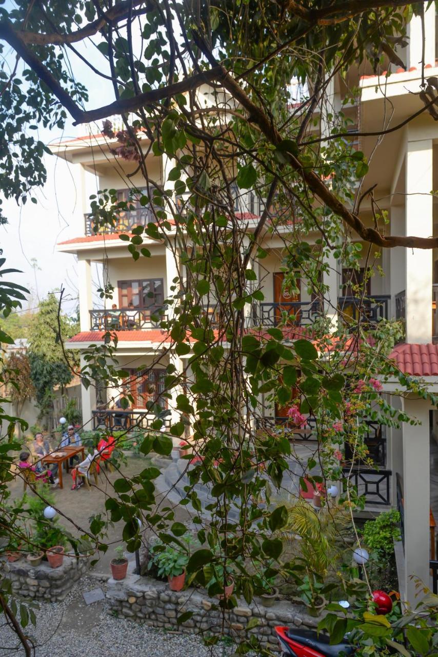 Hotel Chitwan Park Village โซราฮา ภายนอก รูปภาพ