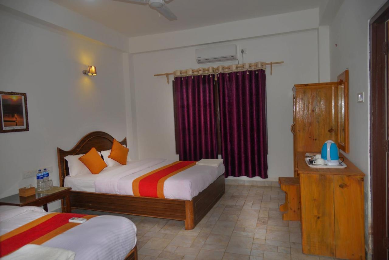 Hotel Chitwan Park Village โซราฮา ภายนอก รูปภาพ